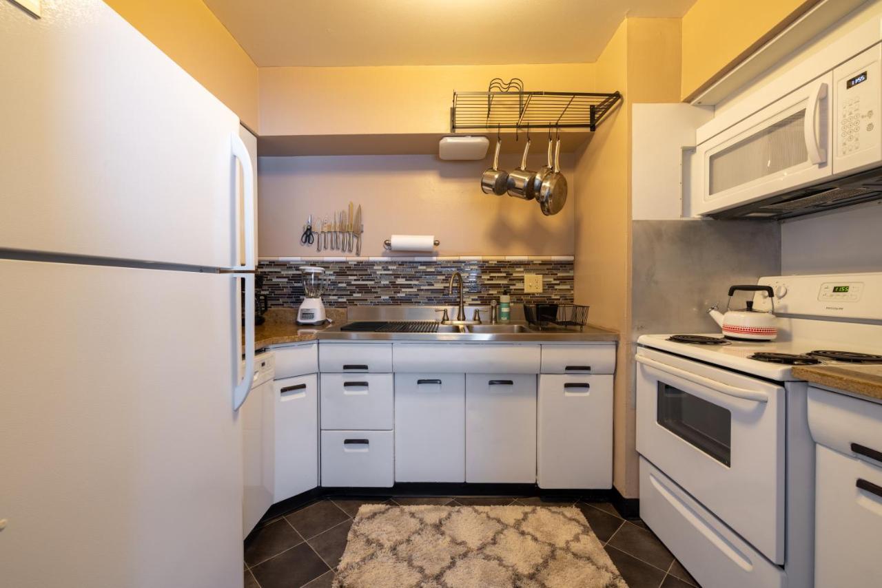 Georgetown Villas 2-1B Ideal For Long Stays! Fairview Park Екстер'єр фото