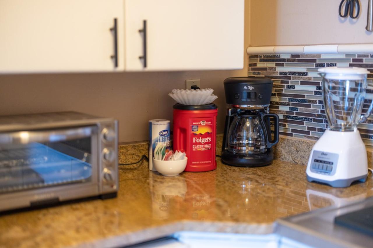 Georgetown Villas 2-1B Ideal For Long Stays! Fairview Park Екстер'єр фото