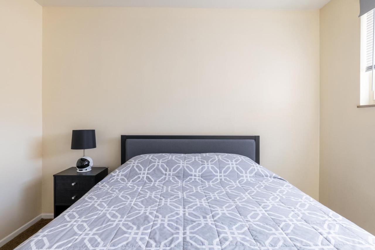 Georgetown Villas 2-1B Ideal For Long Stays! Fairview Park Екстер'єр фото